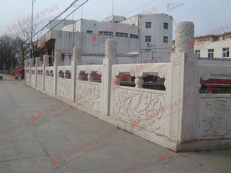 石栏杆