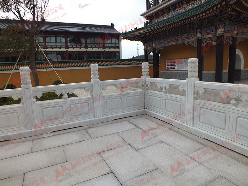 石栏杆